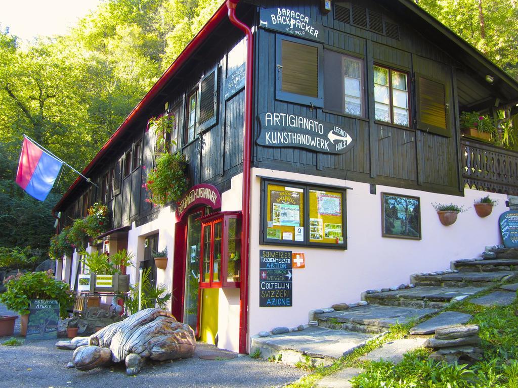 Albergue Baracca Backpacker Aurigeno Exterior foto